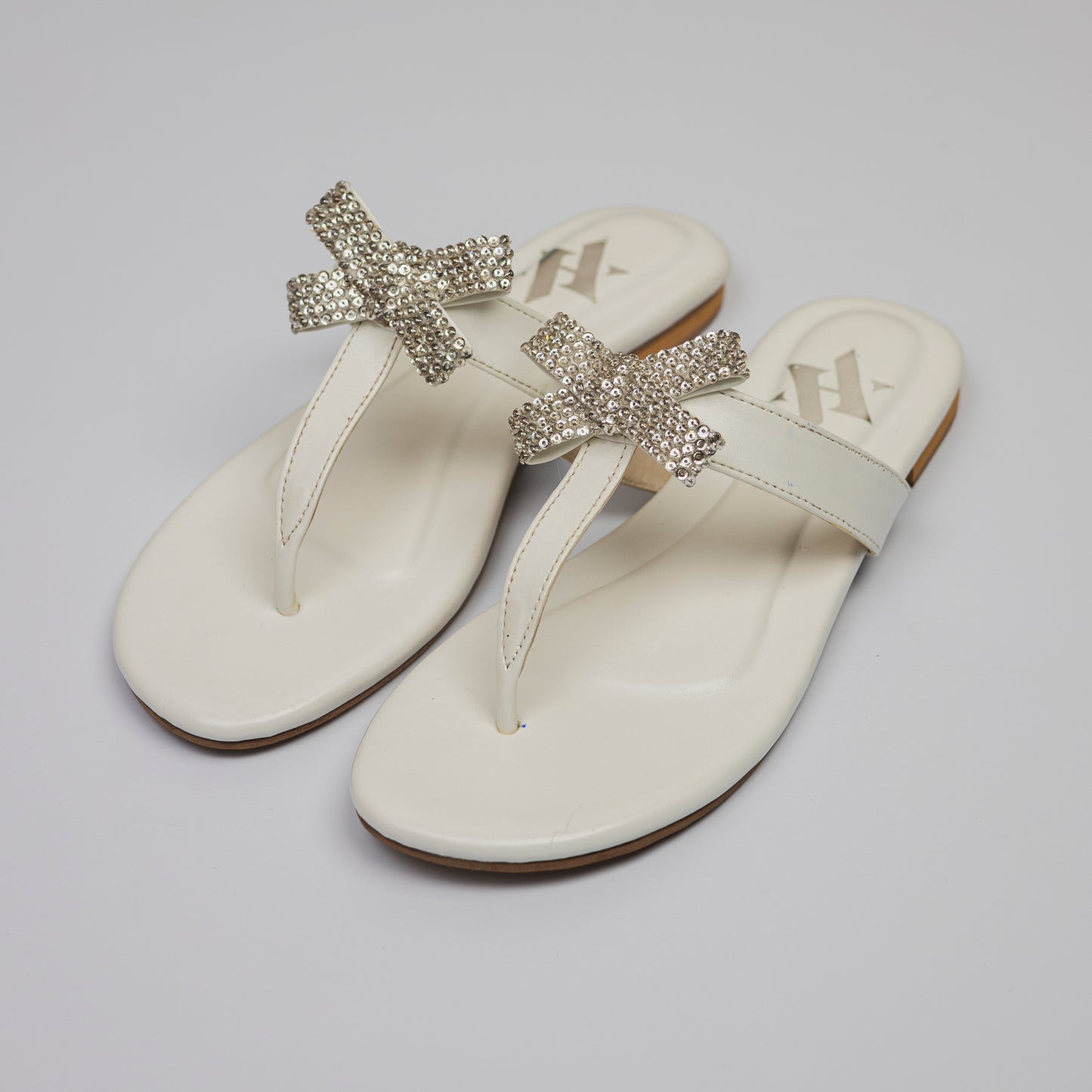 Ava Bow Flats