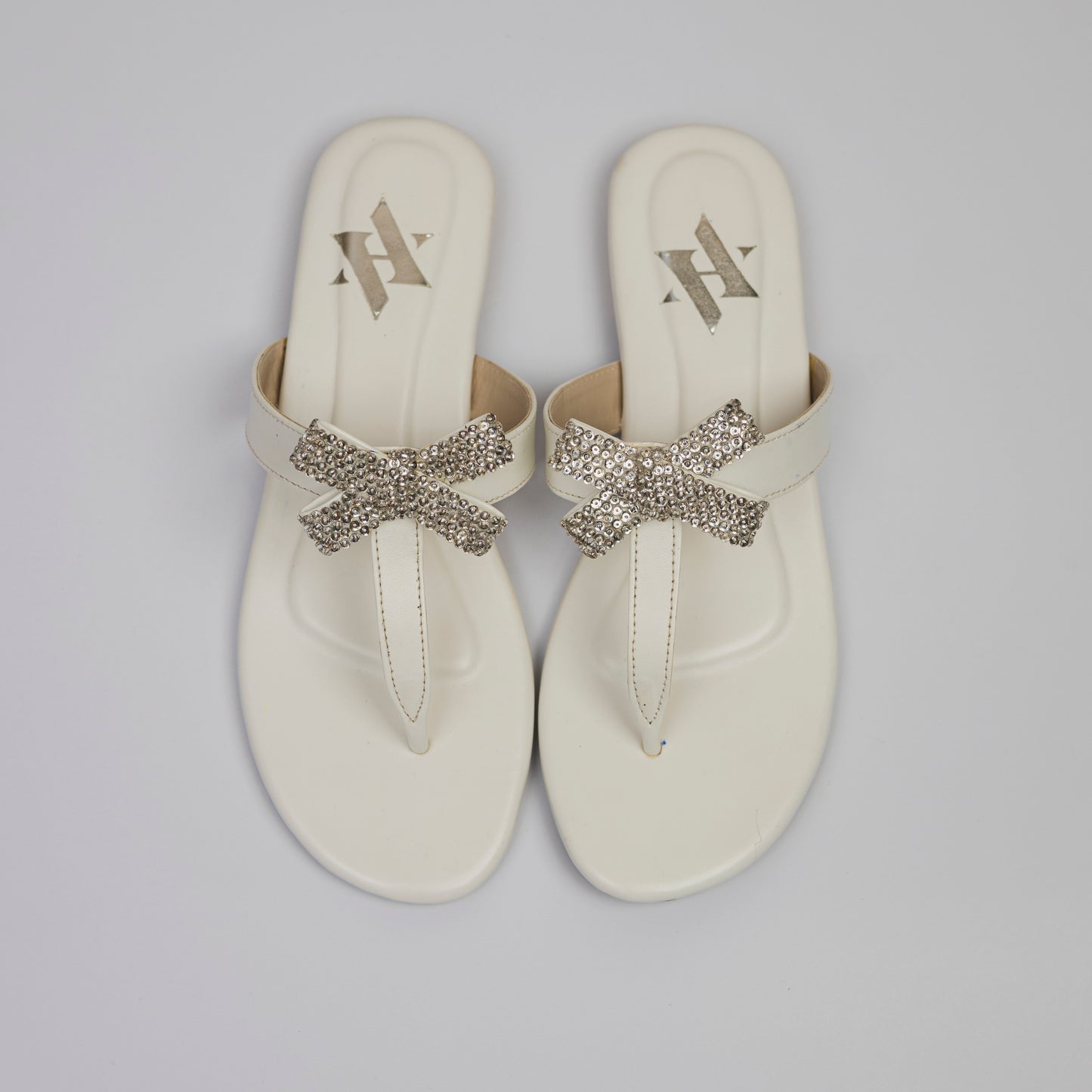 Ava Bow Flats